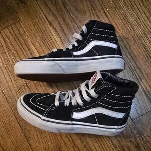 Vans Off The Wall High Top Black White Suede Skateboard Shoes Sneakers Sz 1 Kids